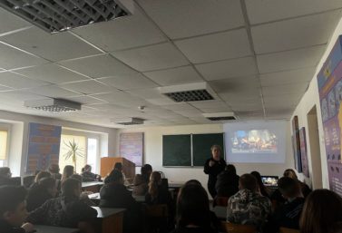 Вшанування подвигу Героїв Крут у Природничо-гуманітарному фаховому коледжі